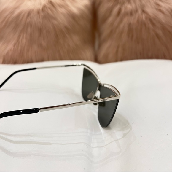 Saint Laurent Woman Sunglasses main image 14